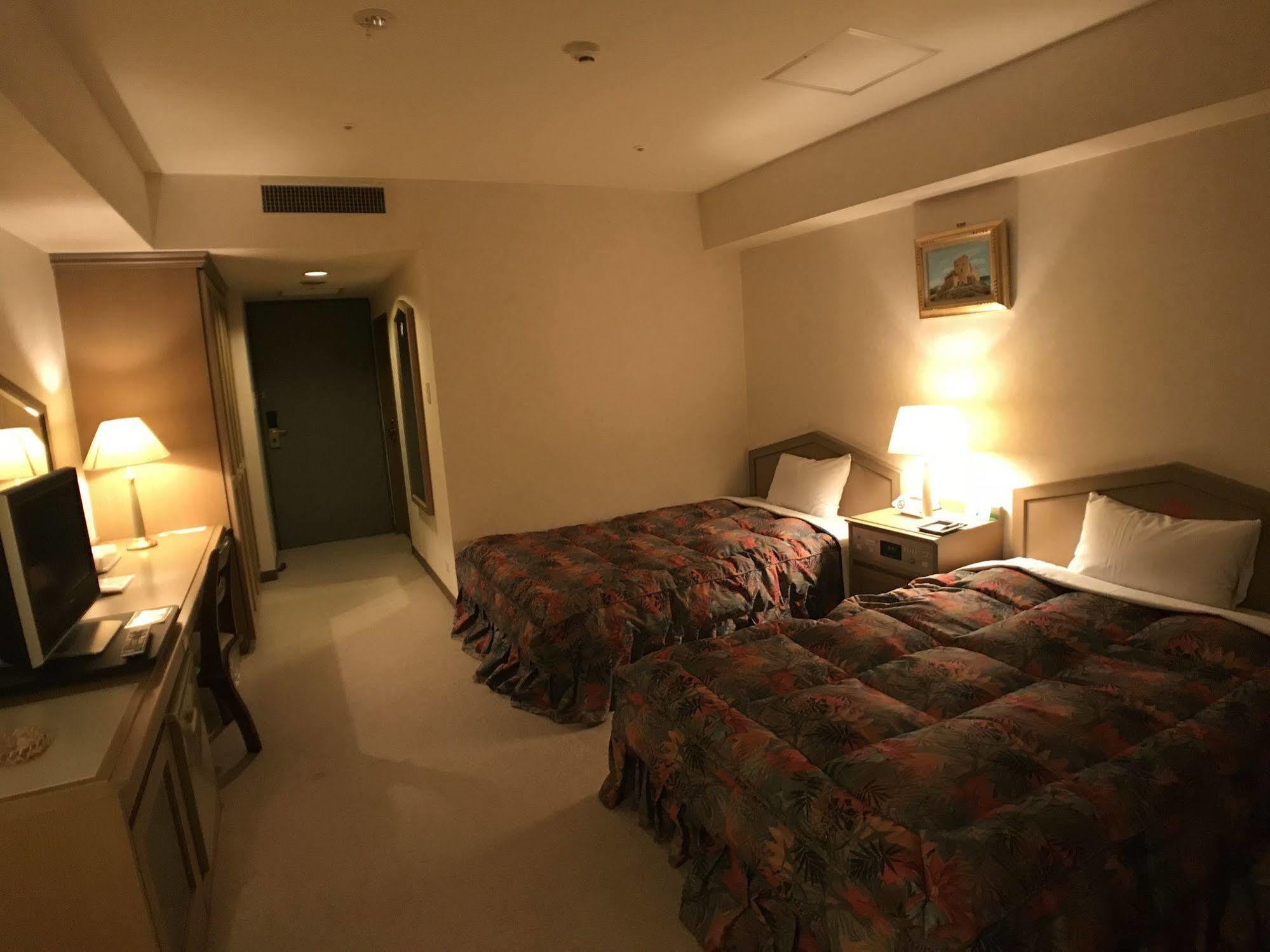 Breezbay Hotel & Resort Gero Eksteriør billede
